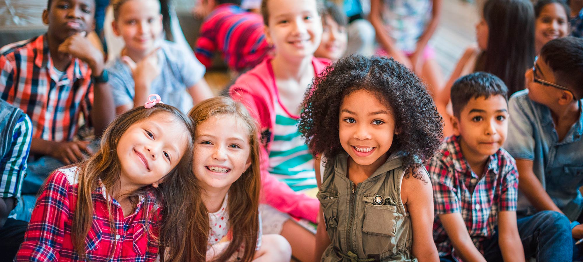 POI CV. Fomentar el diálogo, la colaboración y participación con otros actores políticos y sociales que puedan tener influencia en el bienestar de la infancia y la adolescencia